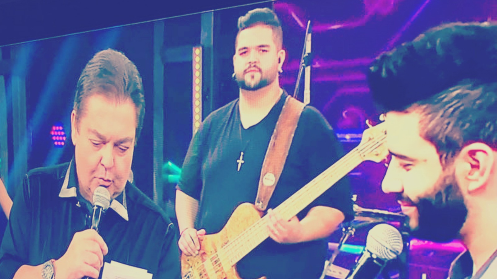 Apresentação musical ao vivo do mentor Fininho - Foto 3